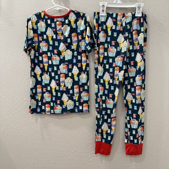 Posh Peanut Patriotic Gummy Bear Ice Cream Bamboo Pajamas - Picture 6 of 9